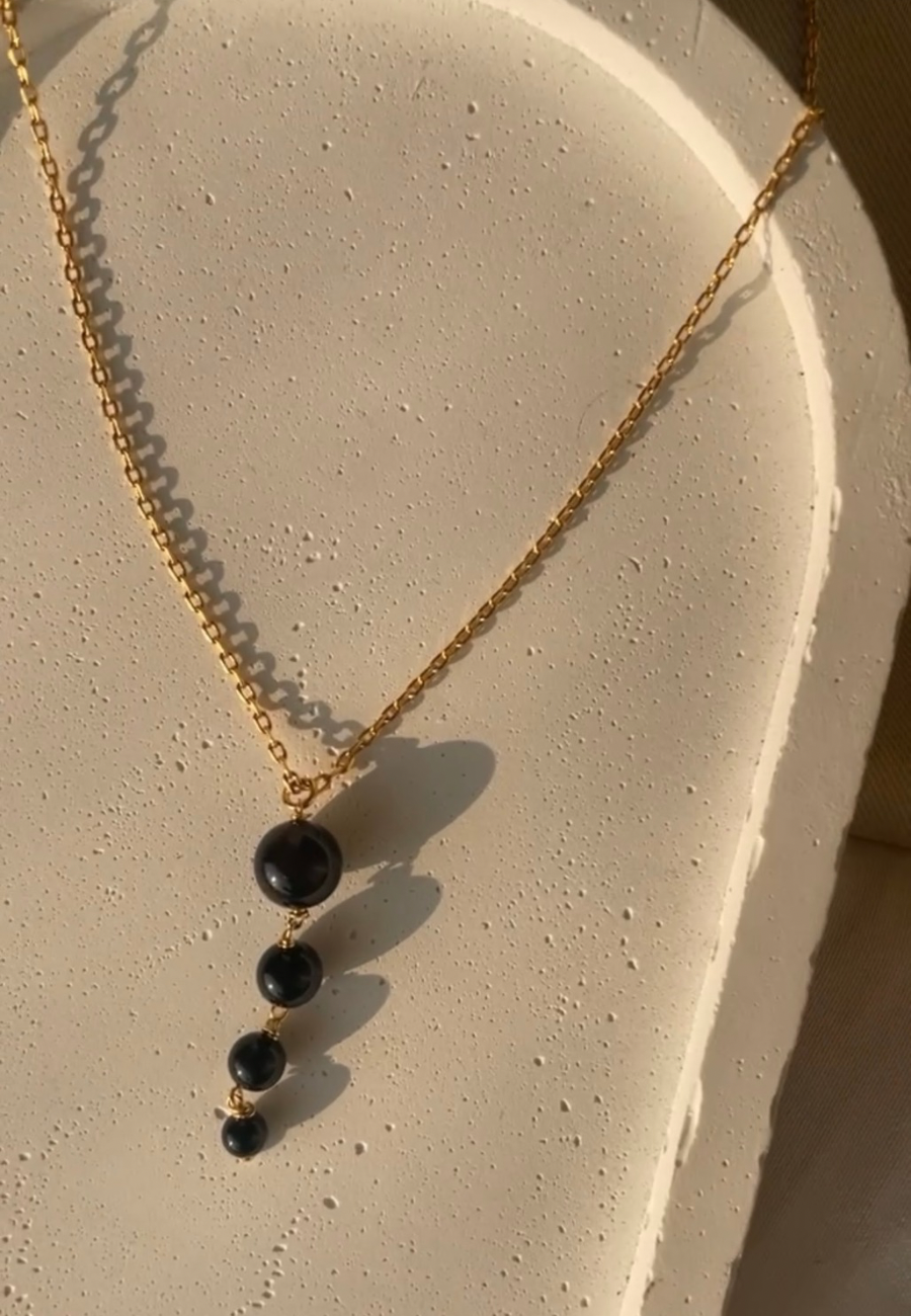 Black onyx Pendant | healing stone