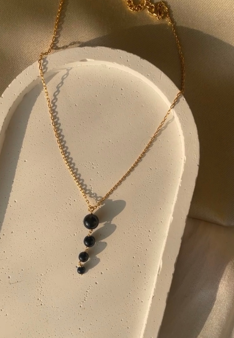 Black onyx Pendant | healing stone