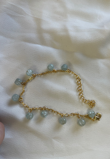 Green Aventurine Charm bracelet in 18 ct gold plated .Helps in ENCOURAGE PERSONAL GROWTH AND POSITIVE ENERGY