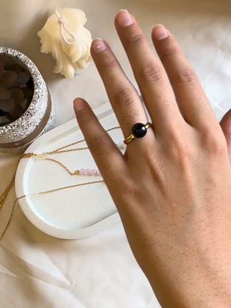 Black onyx stone ring