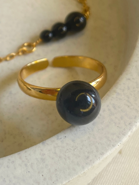 Black onyx stone ring