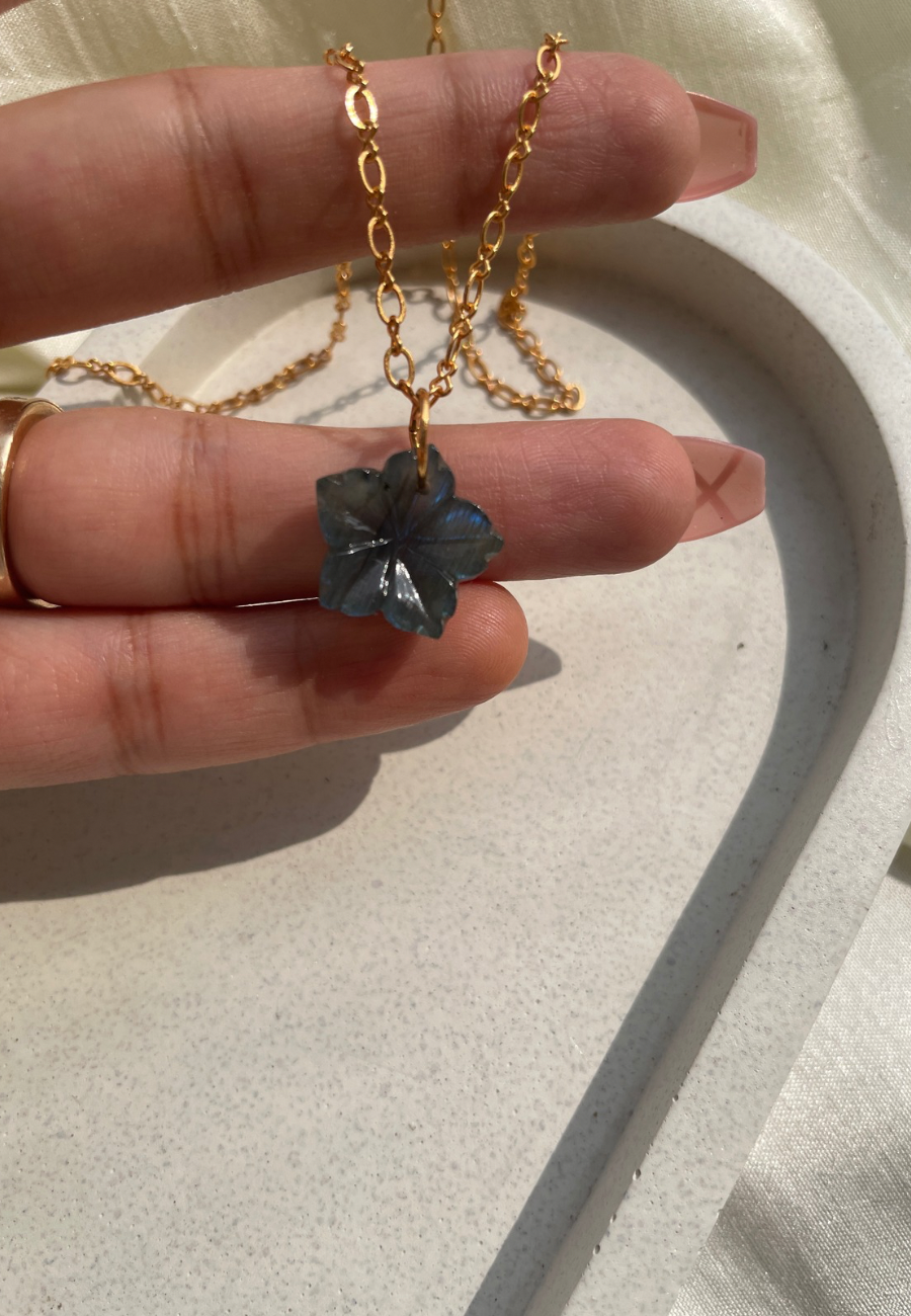 Labradorite flower Necklace