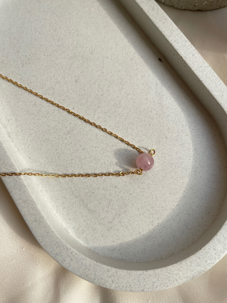rose quartz stone pendant| stone of love