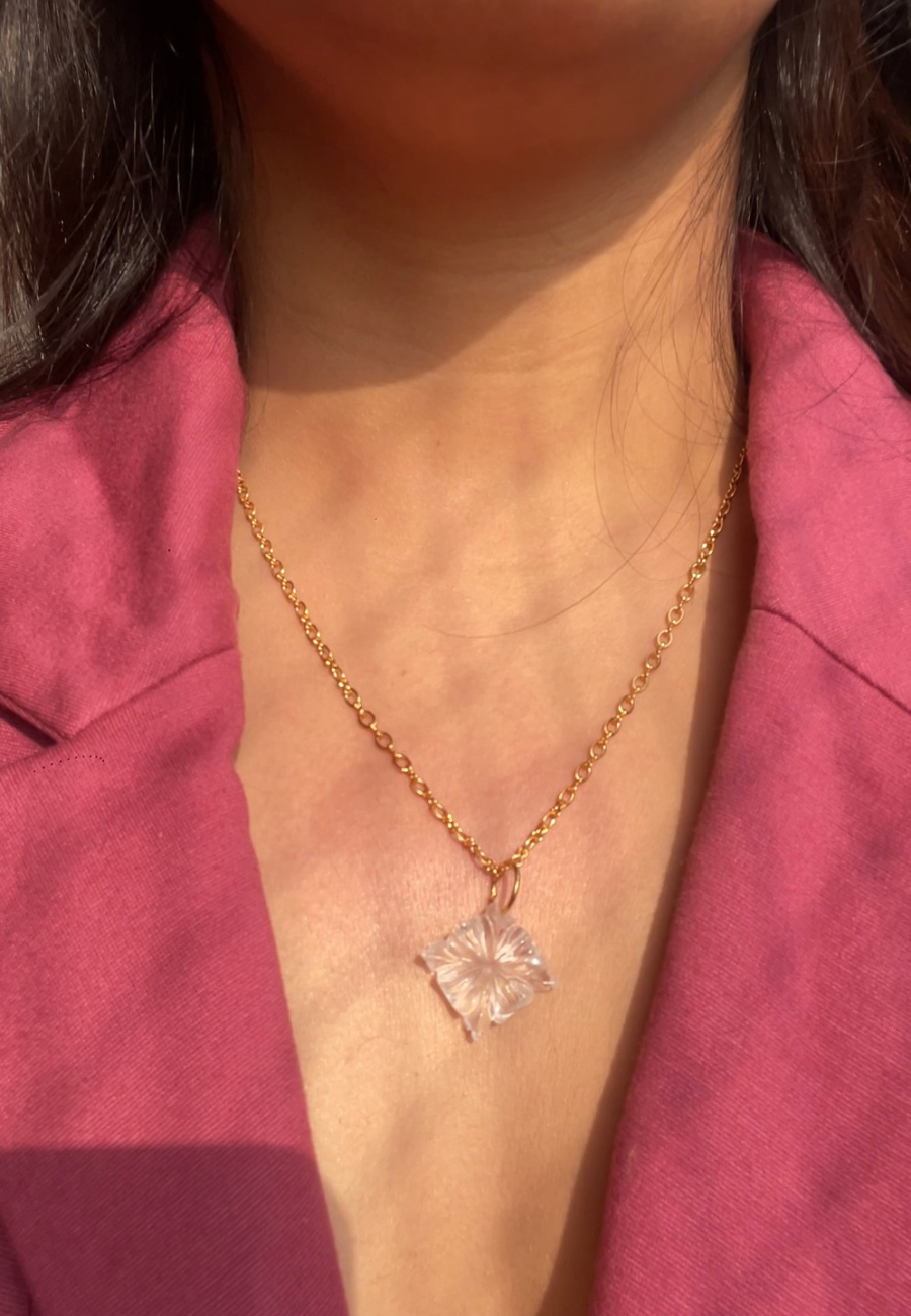 Clear quartz flower Necklace