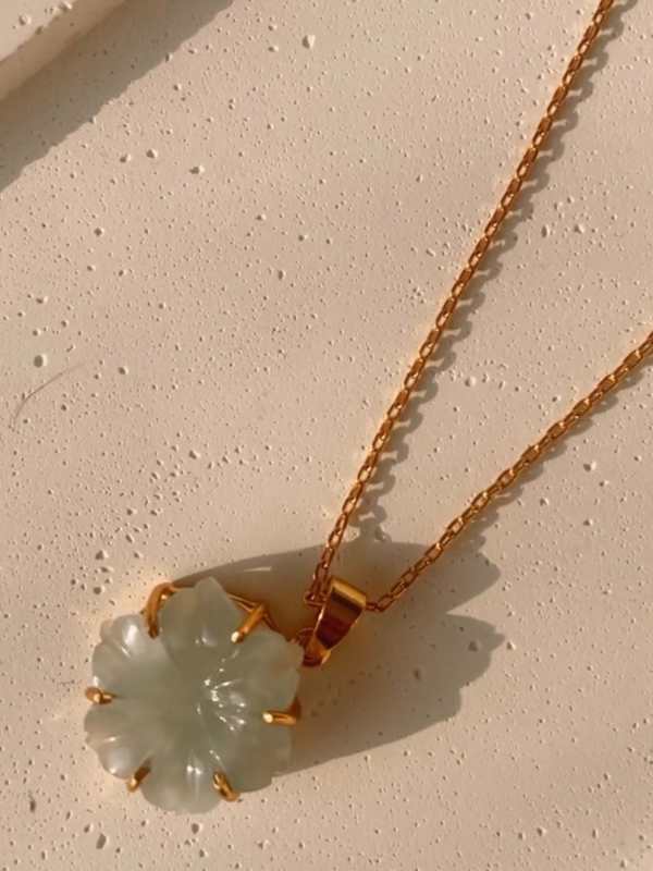 Aquamarine stone Pendant