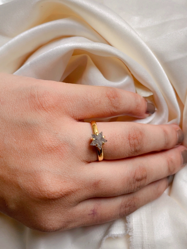 Ring Black Routhile