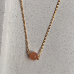 Carnelian stone pendant | stone of confidence 
