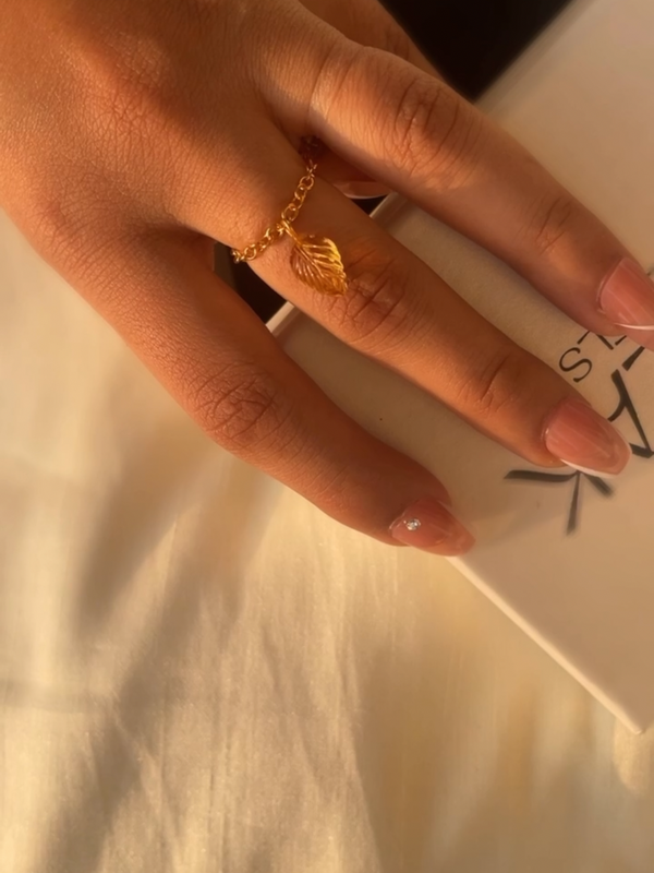 Leaf - Citrine adjustable Ring | dainty ring