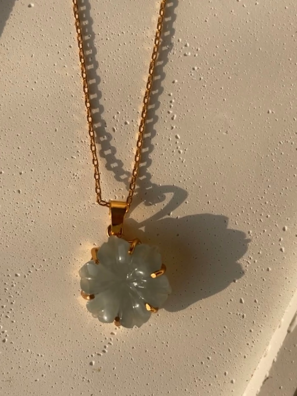 Aquamarine stone Pendant