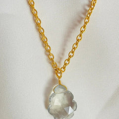 Leaf- Rose quartz pendant in double layered.this crystal stone attract self love,love attraction