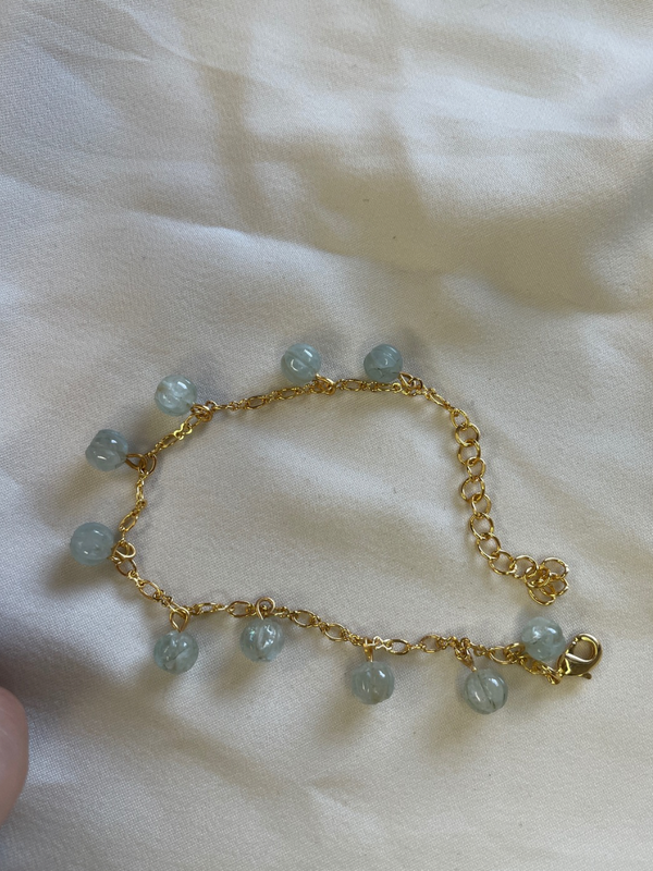 Green Aventurine Charm bracelet in 18 ct gold plated .Helps  in ENCOURAGE PERSONAL GROWTH AND POSITIVE ENERGY