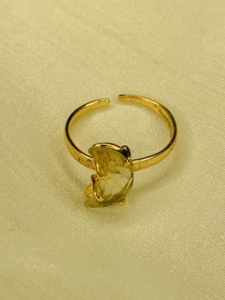 Crescent lemon quartz ring