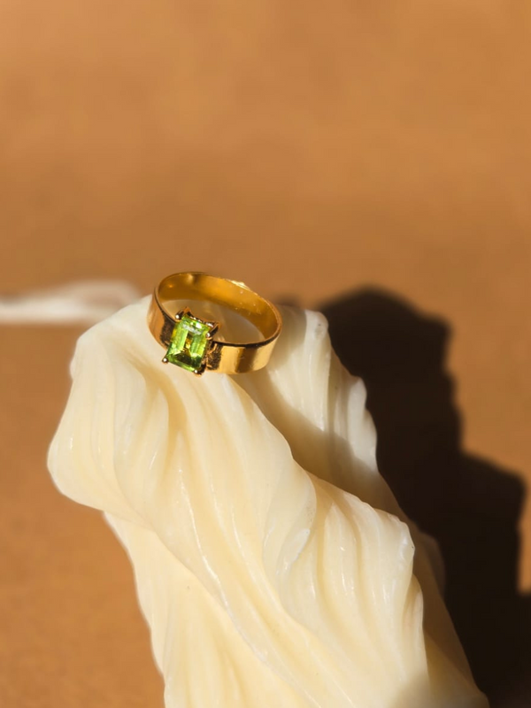 Peridot Stone Ring| jewelry