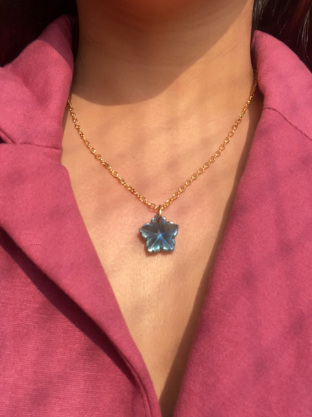 Flower -Labradorite Pendant